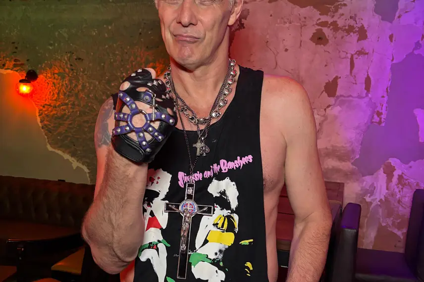 Supla celebra 40 anos de carreira e agita noite de rock em Teresina