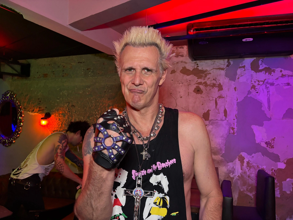 Supla celebra 40 anos de carreira e agita noite de rock em Teresina