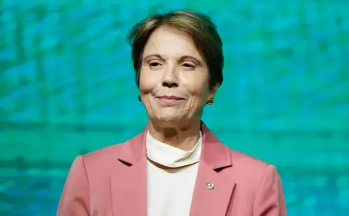 Tereza Cristina recusa convite para vice de Flávio; PL mantém negociações abertas