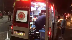 Vítima sofreu agressões após colisão e precisou ser socorrida pelo Samu (Foto: Reprodução)