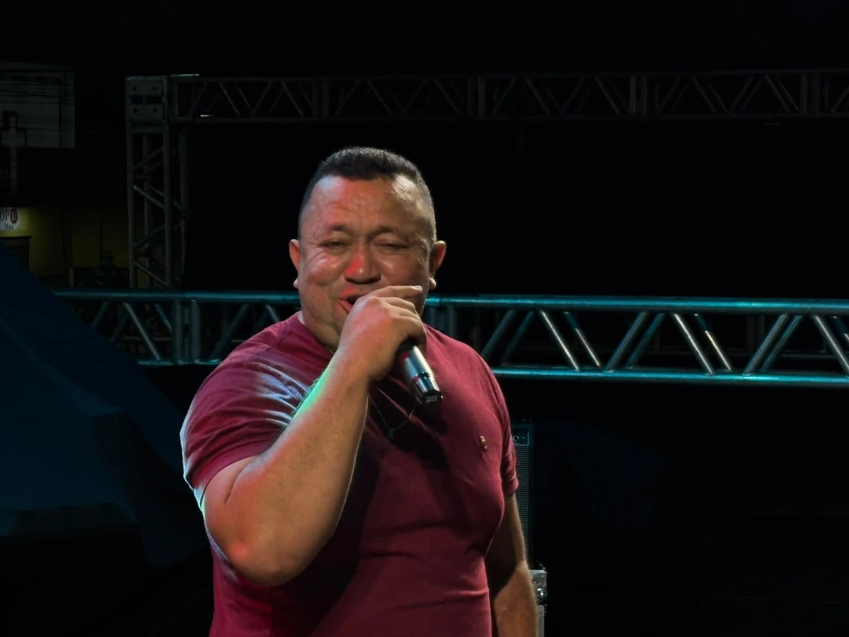 Zé Cantor e Márcia Fellipe fecham o São João 'Daqui para Melhor' em Altos